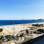 Apartamento De Frente Para O Mar De Copacabana